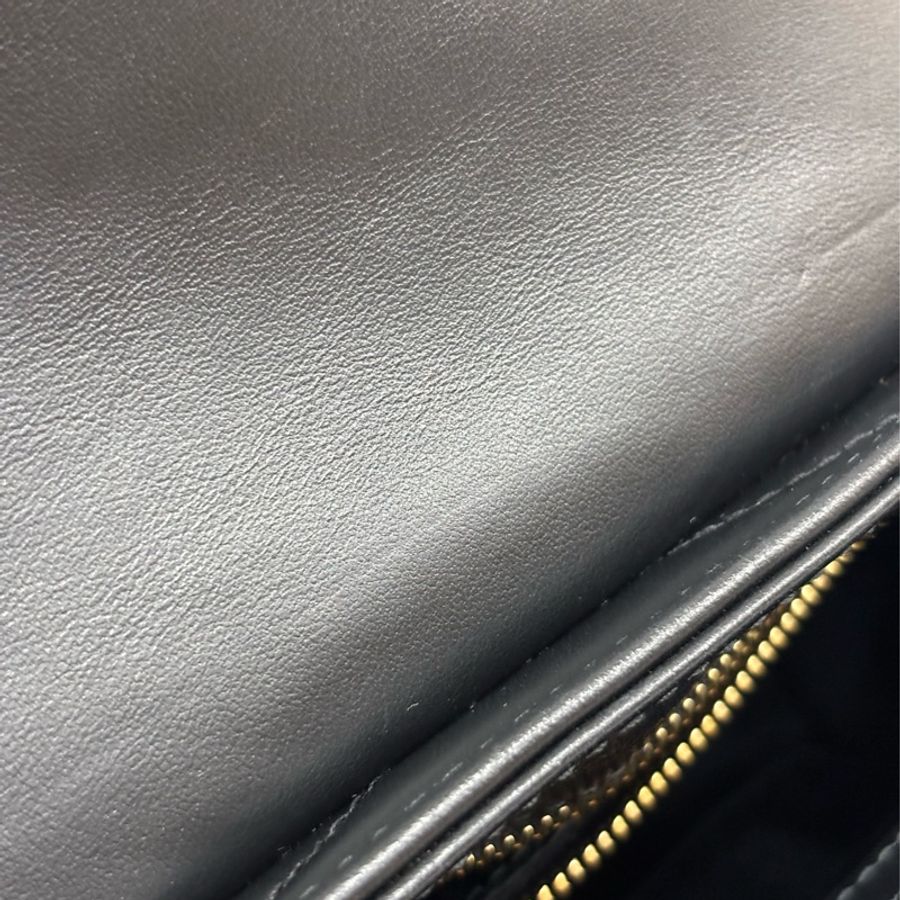 YSL Saint Laurent 678401 Toy Loulou mini 黑色牛皮金字胖胖包方胖包-35