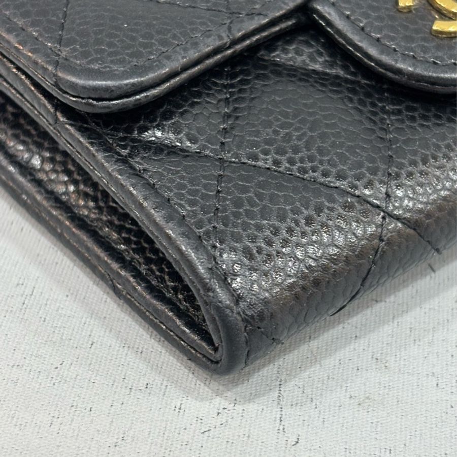 CHANEL AP0214 COCO 新款 背面有口袋 黑色荔枝皮 銀釦 釦式 零錢包 信用卡夾 名片夾 短夾 皮夾-5