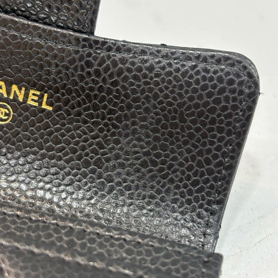 CHANEL AP0214 COCO 新款 背面有口袋 黑色荔枝皮 銀釦 釦式 零錢包 信用卡夾 名片夾 短夾 皮夾-18