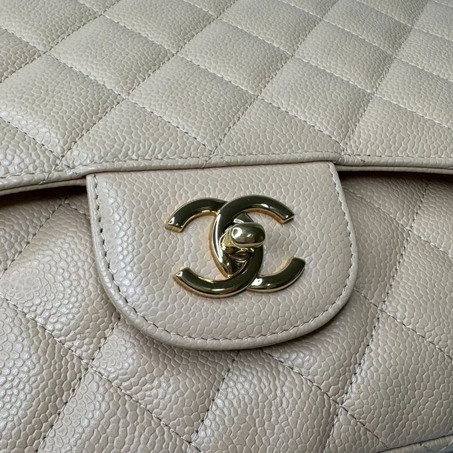 CHANEL 荔枝皮Jumbo 30鏈帶包-11