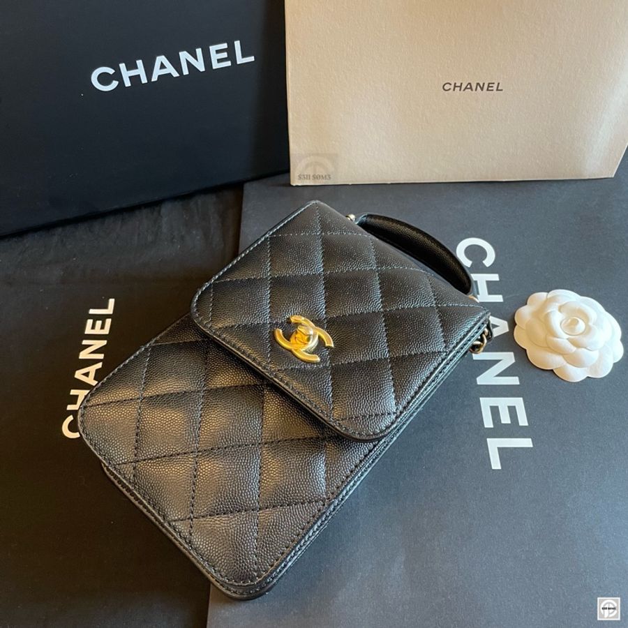 CHANEL Caviar Leather 荔枝皮 黑金小包/手機包-2