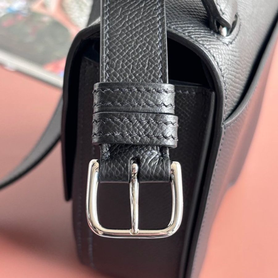 ::HERMES:: 愛馬仕 Della mini 18 屁股包 黑色皮革銀釦 斜背包-24