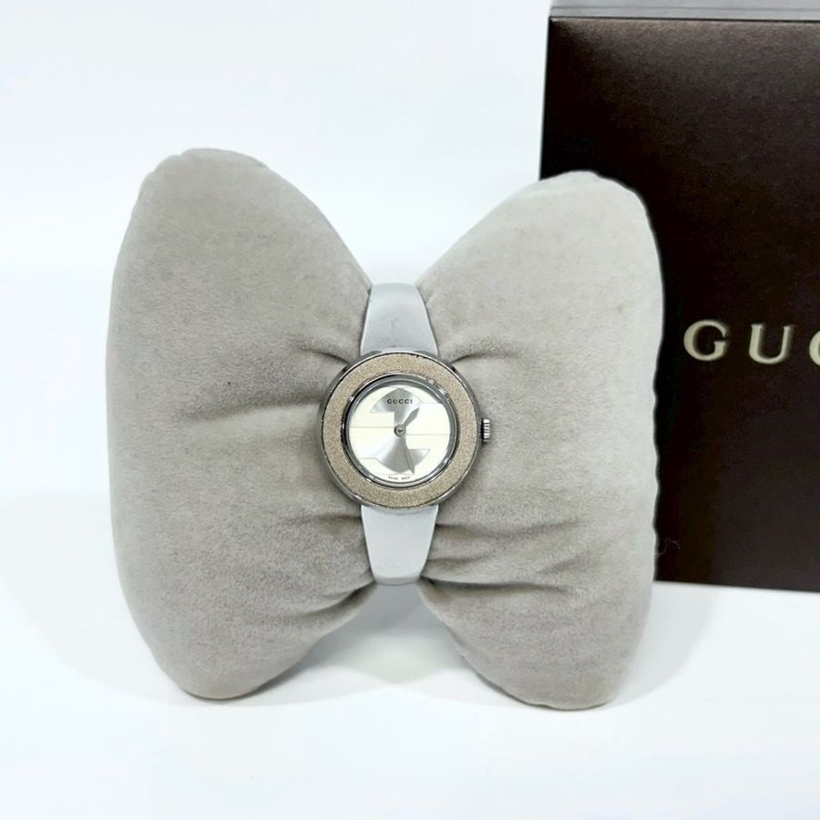 GUCCI銀灰色圓形錶盤手鐲設計手錶-1