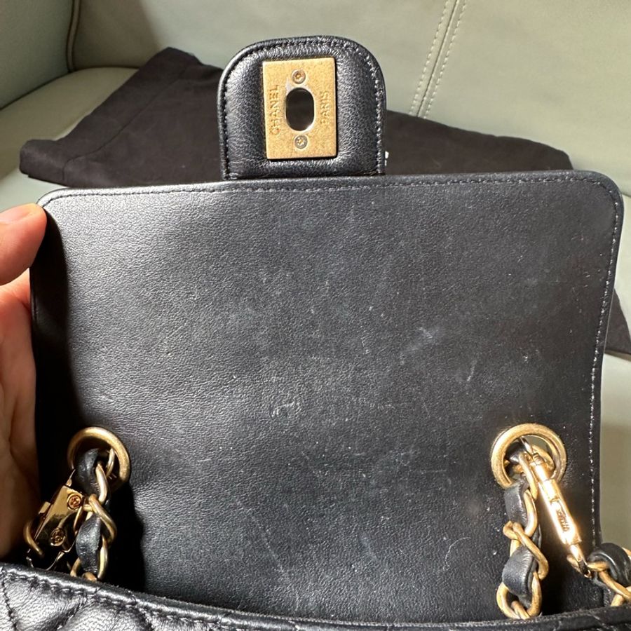 Chanel香奈兒方胖子羊皮黑金籌碼金幣鍊條包 晶片款 小號-40