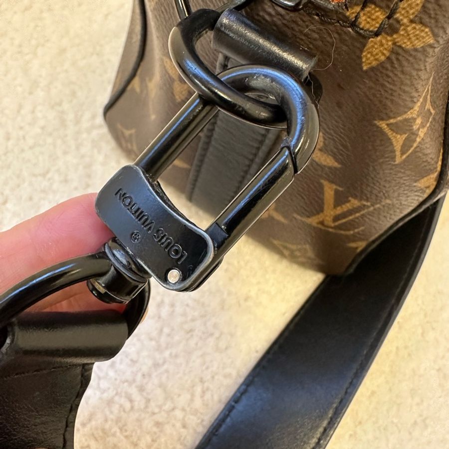LV限量秀款 Keepall 老花斑馬人揹包-3