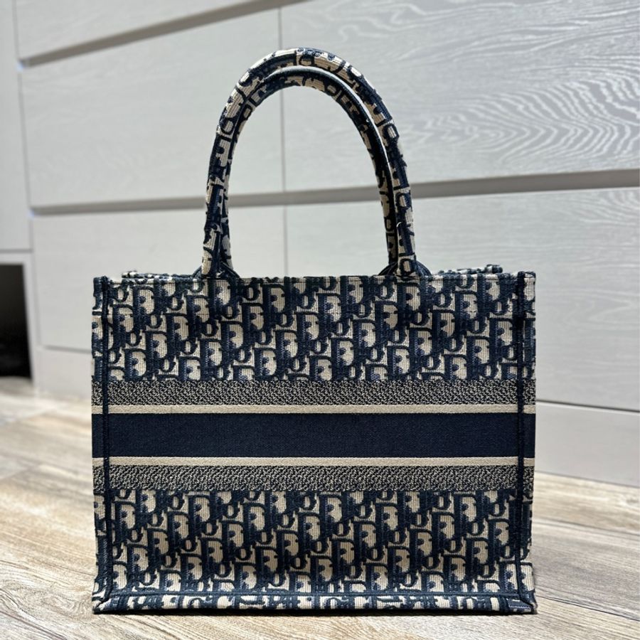 Dior Tote包 中號 幾乎全新鮮少使用閒置品-1