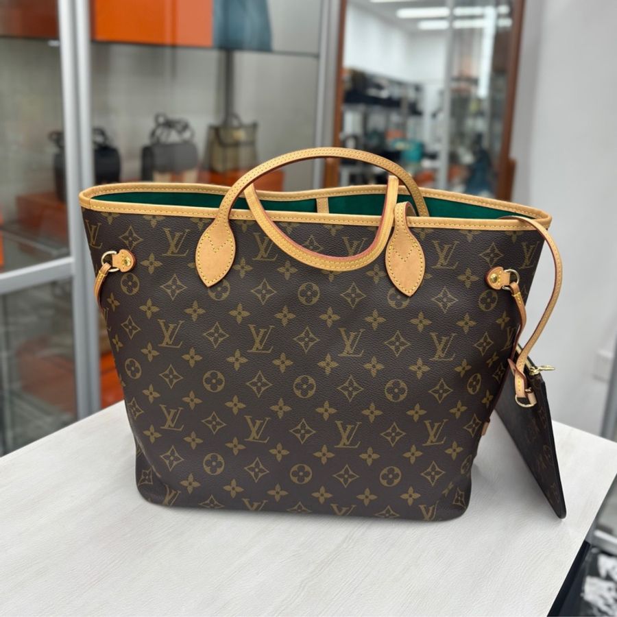 LV 藝術家聯名款 多金兔never full 子母購物袋-5