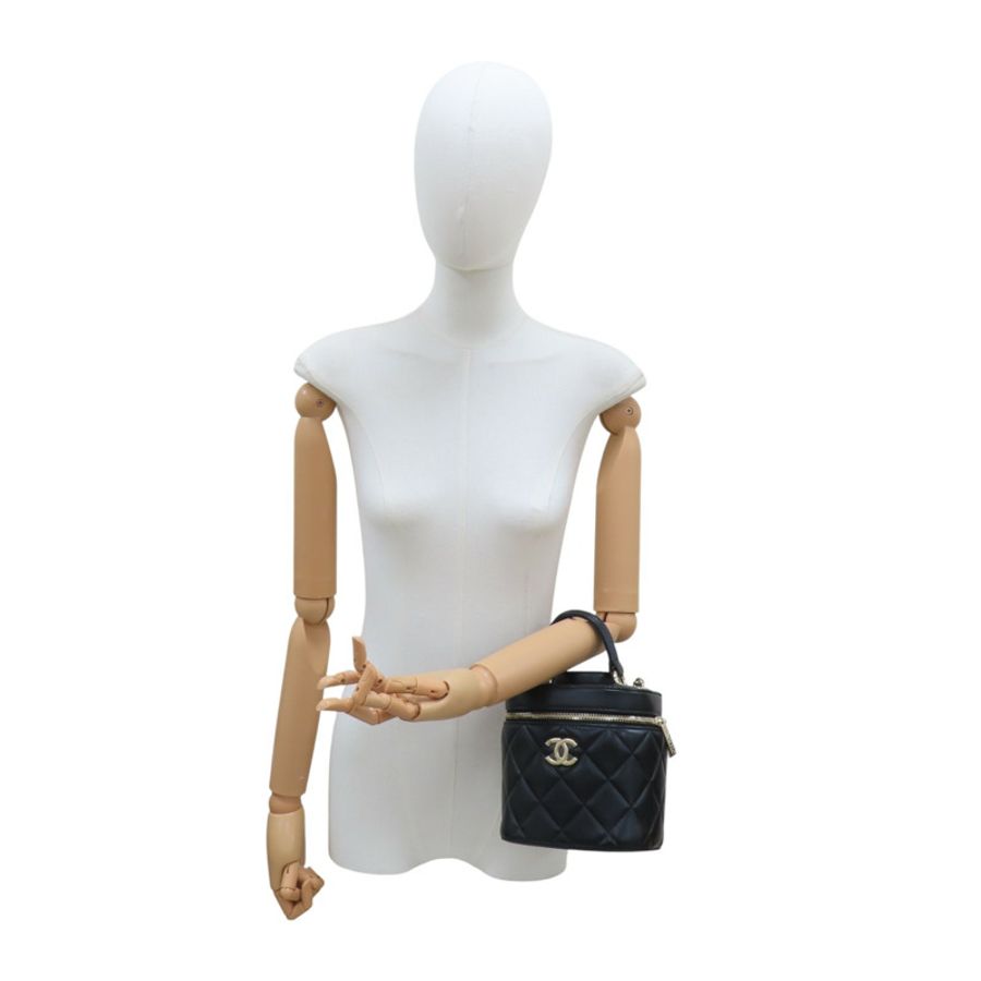 黑色 羊皮 菱格紋 Trendy Vanity Case 鍊帶 化妝包 肩背包【CHANEL 香奈兒】-12