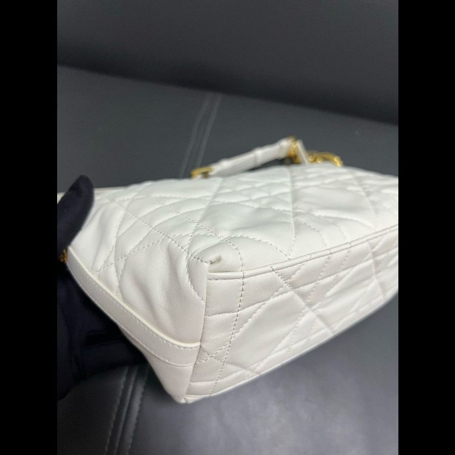 Dior hobo-15