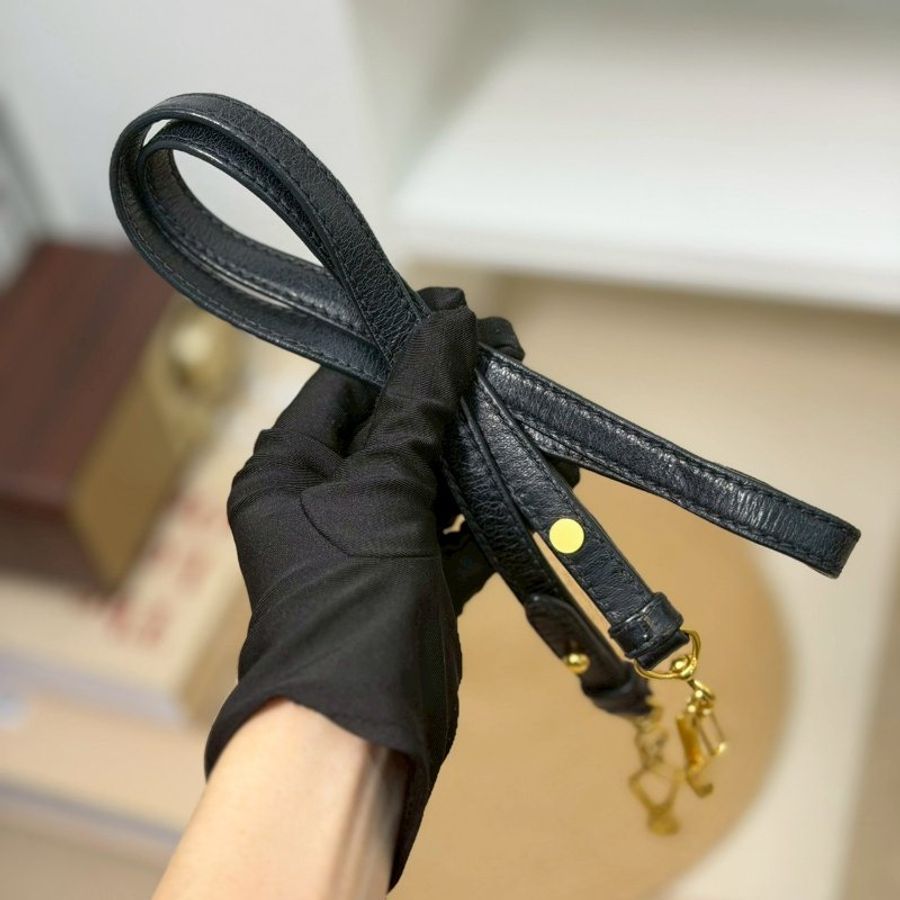 (稀有款式✨)🏷Miumiu.蝴蝶結機車包 油蠟皮 小號-20