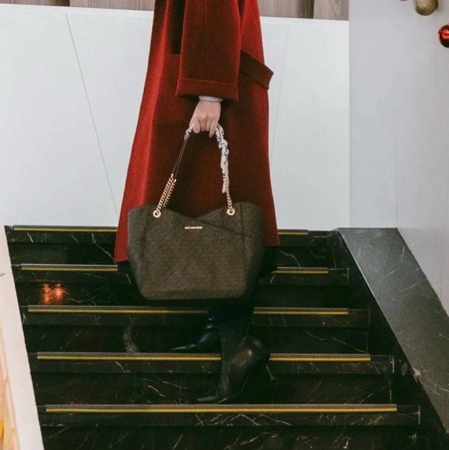 Michael Kors|MK 嘴唇包 元寶包 托特包-5