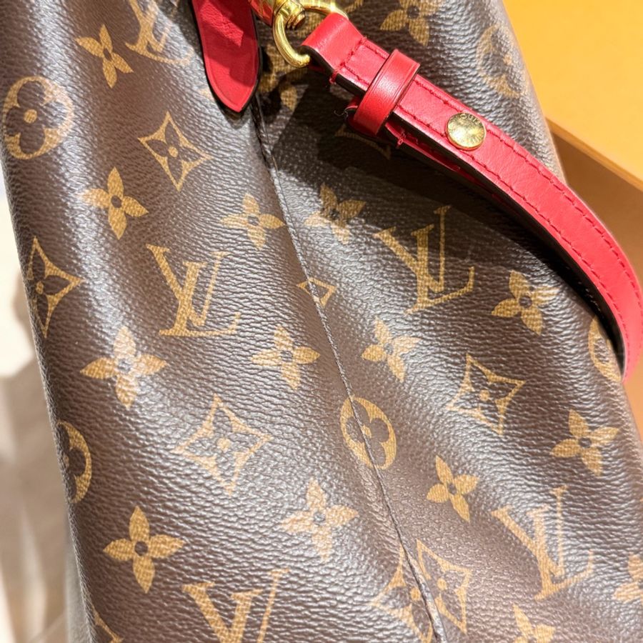 LV 水桶包 路易威登 NEONOE 老花水桶 肩背包-20