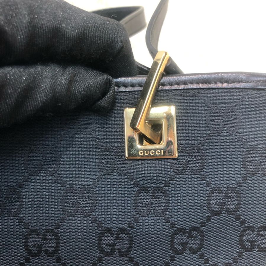 Gucci 黑色老花小Tote Bag O246-10