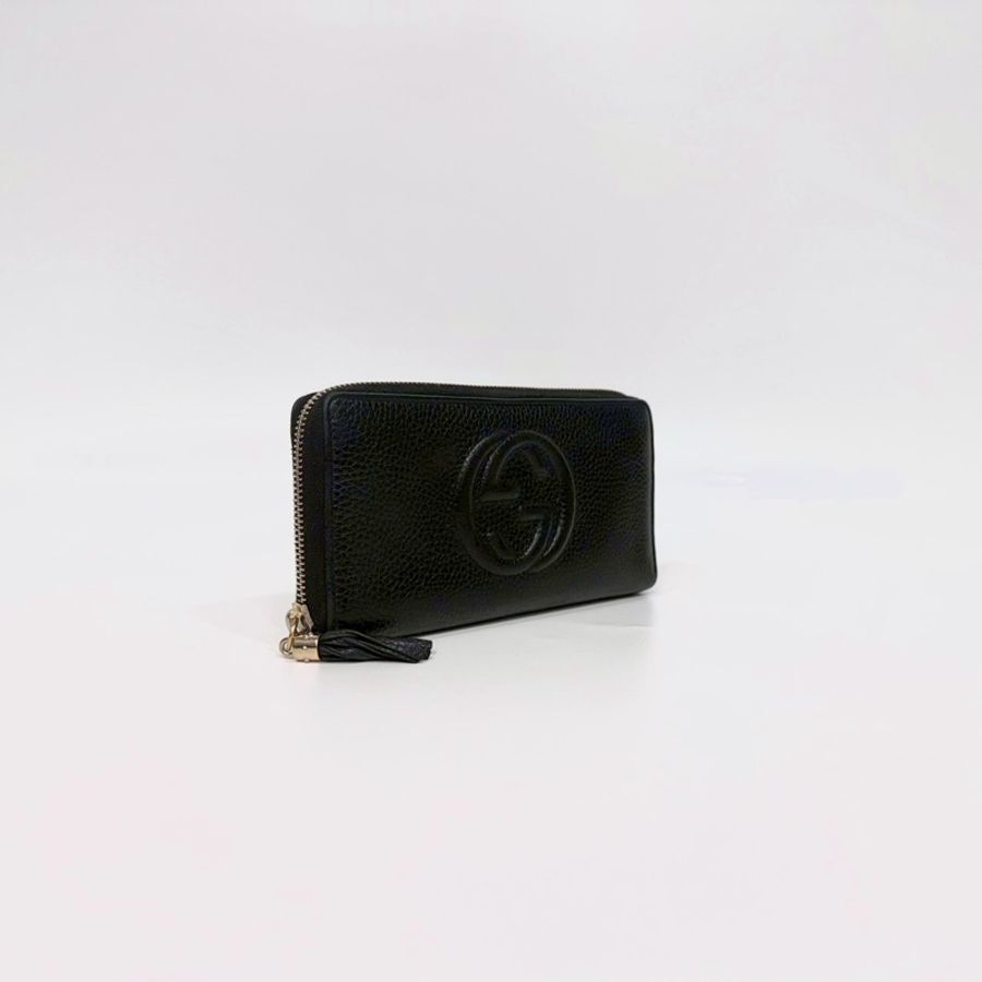 GUCCI黑色牛皮SOHO流蘇ㄇ拉鍊長夾598187-4
