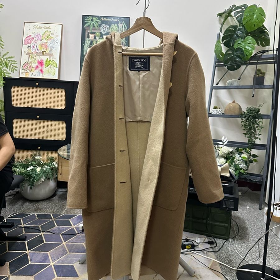 Burberry 羊毛駝色大衣-0