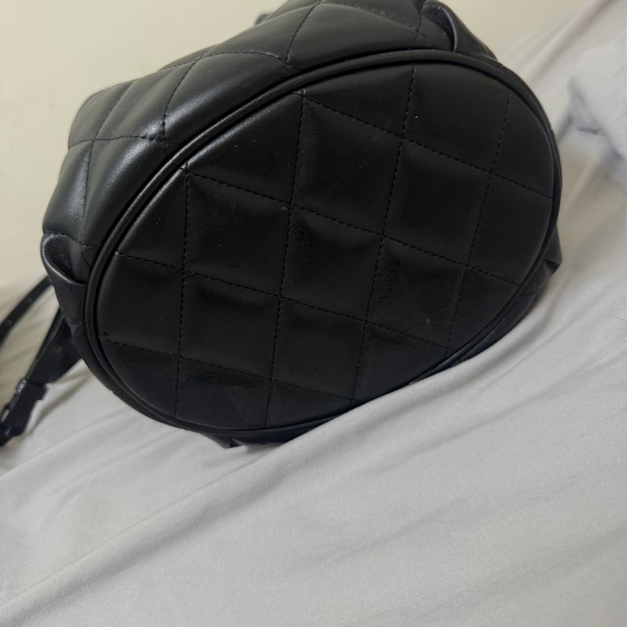 BalenciagaBTouch黑字菱格紋牛皮手提包斜背包水桶包-2