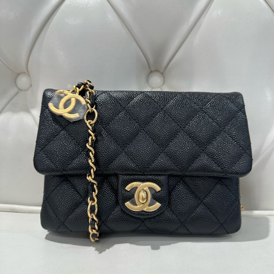 CHANEL皮穿鍊字母LOGO 金釦菱格紋腰包 黑色-0
