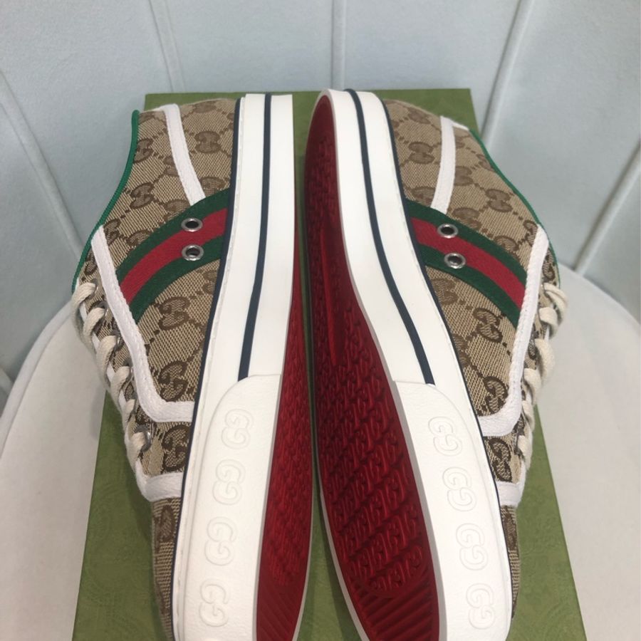 (領券立減!)Gucci 老花1977經典款男裝休閒鞋 7.5 碼 XB897-5