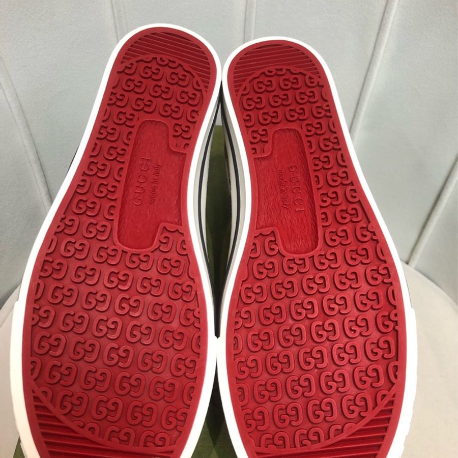 (領券立減!)Gucci 老花1977經典款男裝休閒鞋 7.5 碼 XB897-16