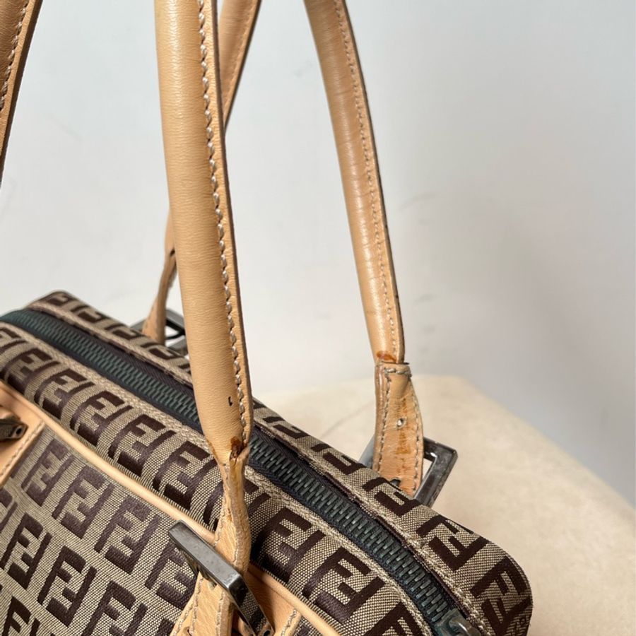 🏷️ Fendi 手提包-14