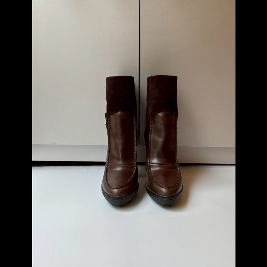 Tod's 深咖加麂皮厚跟短靴-3