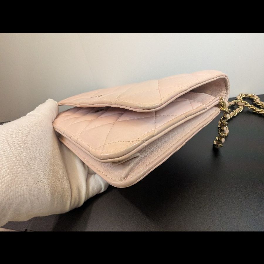 Chanel 稀有櫻花粉 小羊皮鏈條WOC 九成新-1
