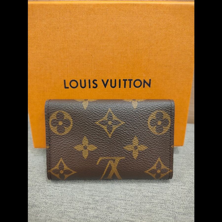 LV 六孔鑰匙包老花-8