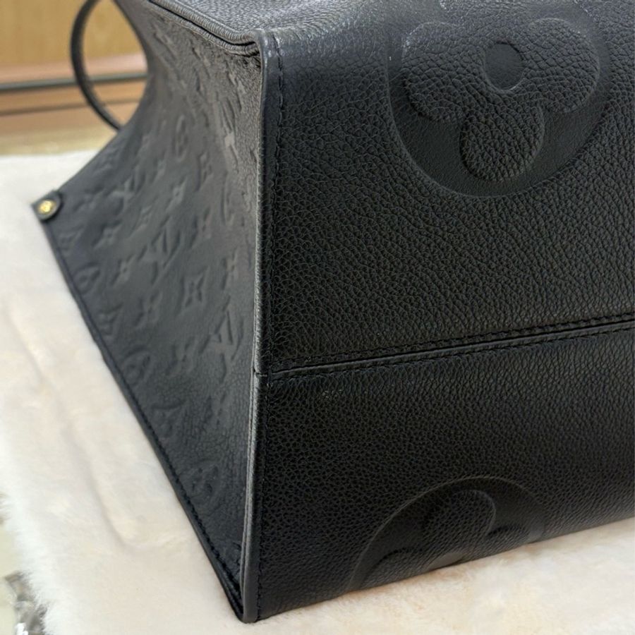 Louis Vuitton  On the Go 全新大容量 男女通用❤️‍🔥-3