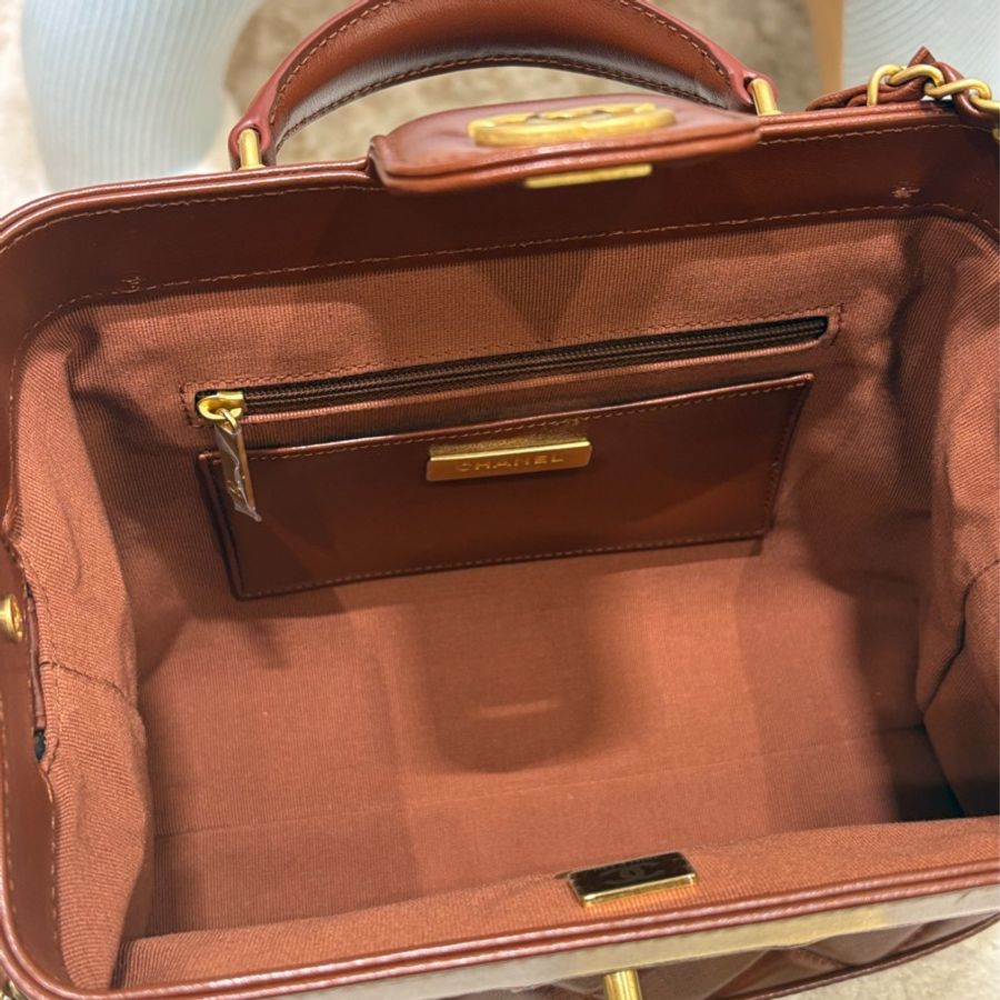 Chanel 24a Doc Bag 焦糖棕色🧸 二手like new-4