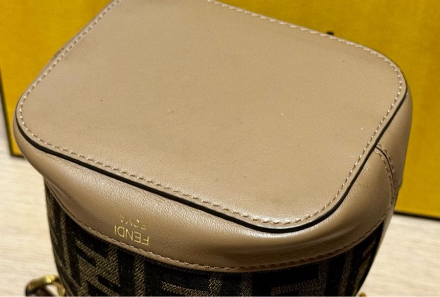 [FENDI]MON TRESOR FF Logo 緹花及皮革二用迷你水桶8BS093 ALP3 F1AOE-13