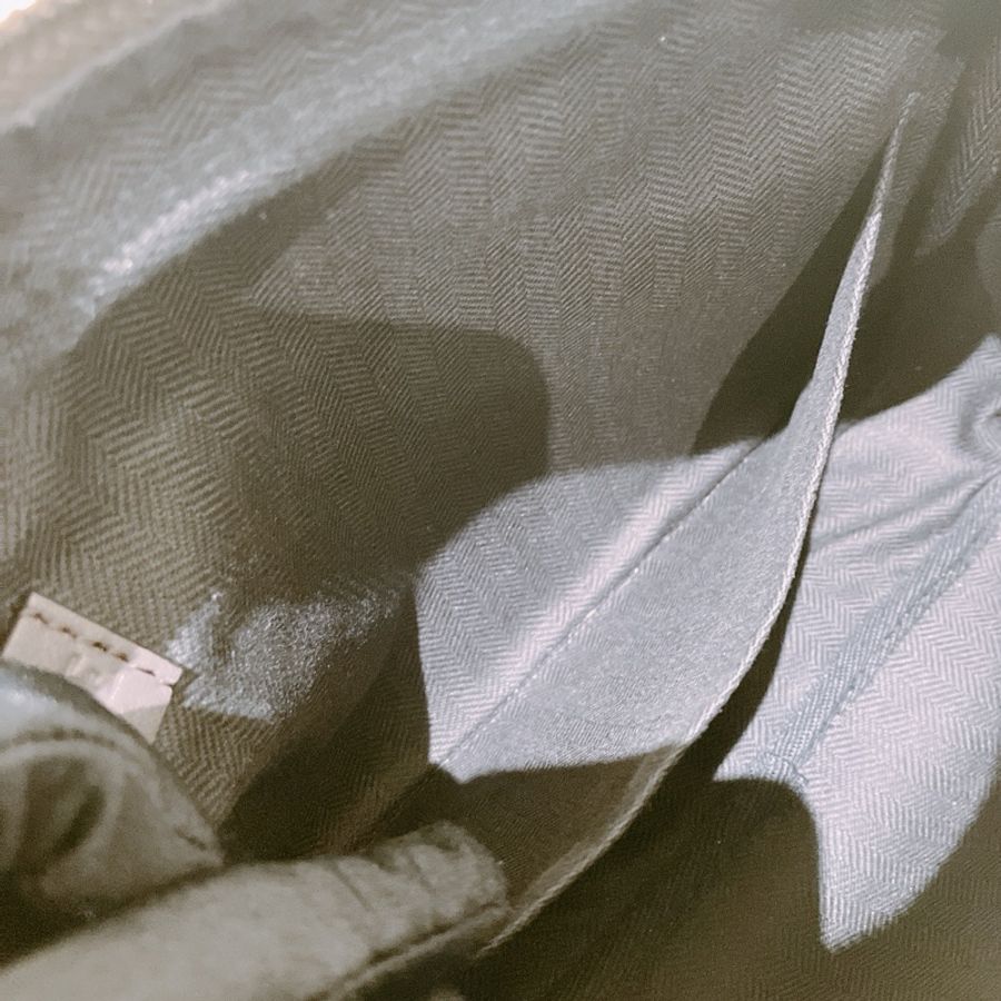TK1872 Loewe 羅意威灰色軍旅信差斜背包Military Messenger Bag In Supple Smooth Calfskin And Jacquard-26