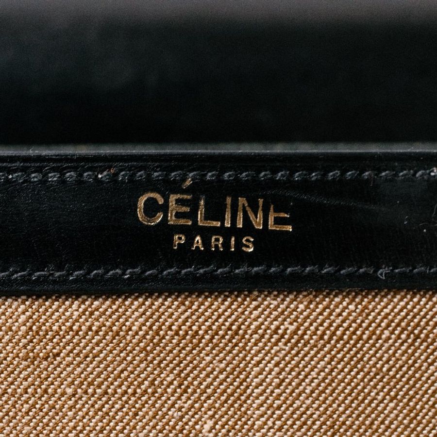 🧠小浮気見世物小屋🧠法國製🇫🇷CELINE 馬車扣斜背包|黑色真皮 x 卡其色斜紋織布-2