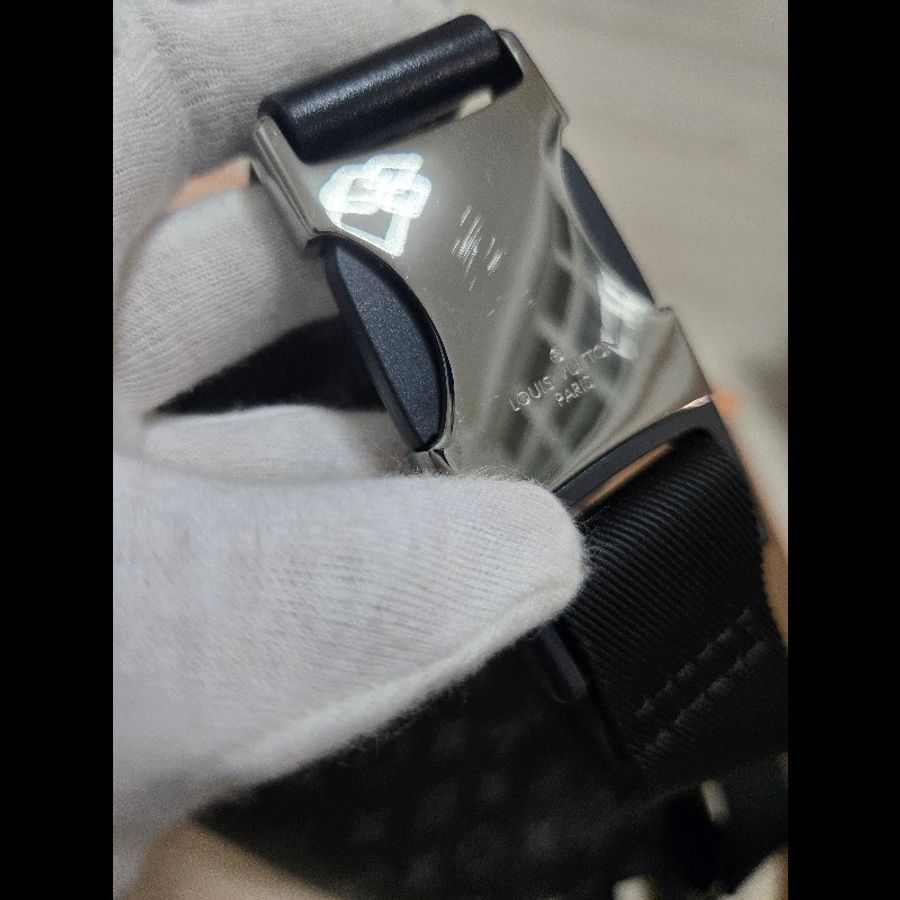 LV Discovery 黑色老花 腰包 胸口包 🈶購證盒裝防塵-25