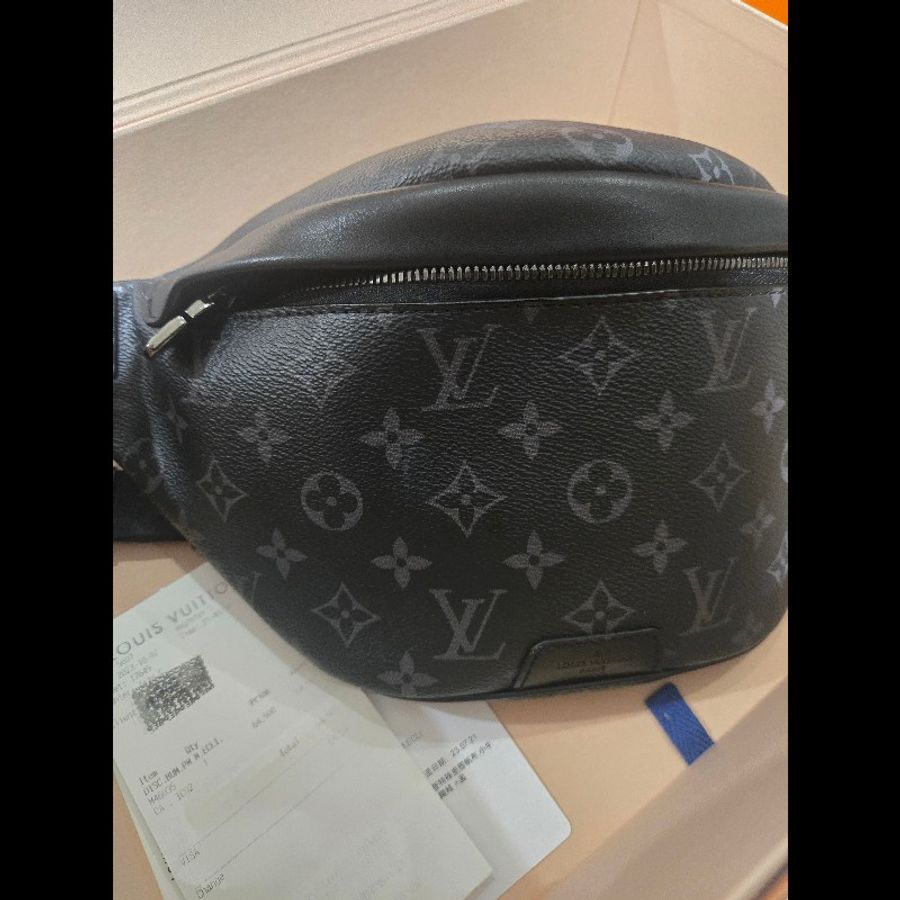 LV Discovery 黑色老花 腰包 胸口包 🈶購證盒裝防塵-11