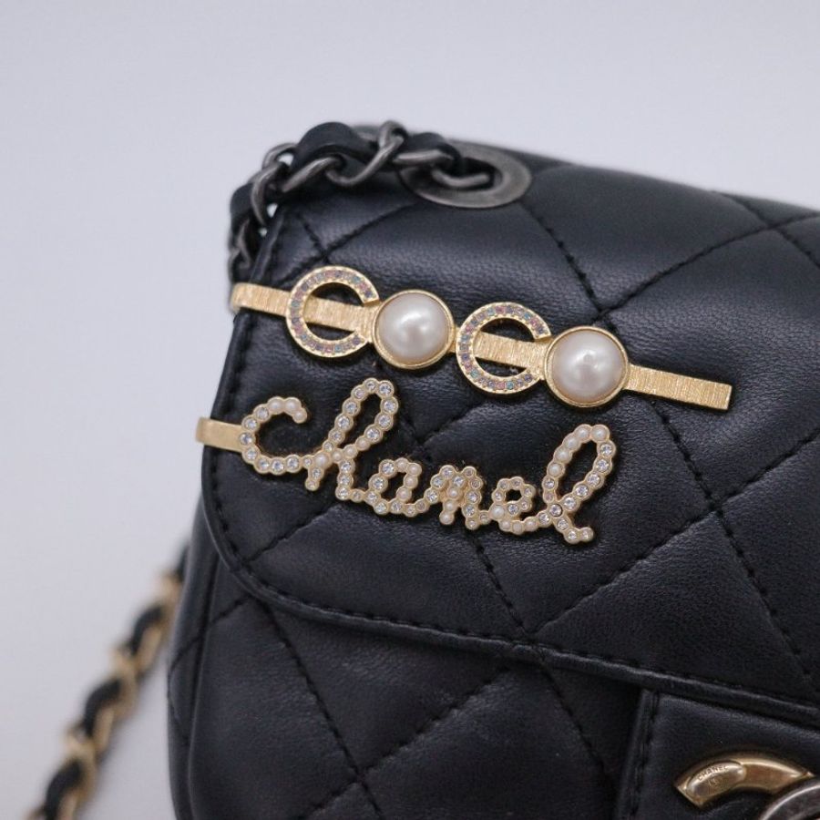 22C限量款 Chanel 香奈兒 CF18 CF Mini 珍珠墜飾 水鑽Logo 黑色羊皮 鏈帶包 口蓋包 斜跨包-6