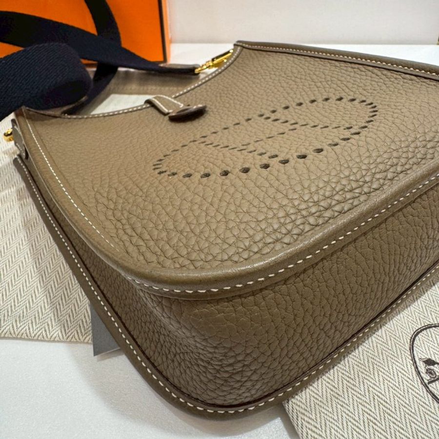 Hermès Evelyne 16 斜背包/側背包 9成新-3