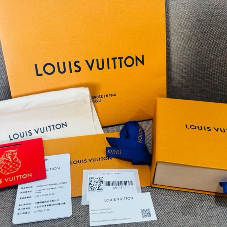 Louis Vuitton 專櫃大全配 老花經典短夾-17