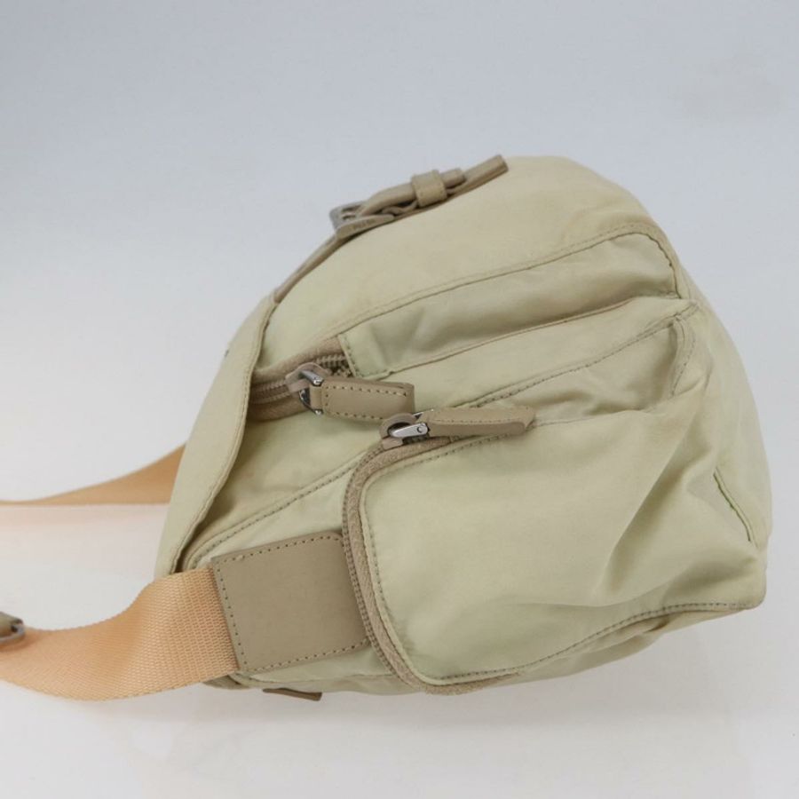 【日本直送】PRADA 尼龍米色單肩包 正品 ki5997-2