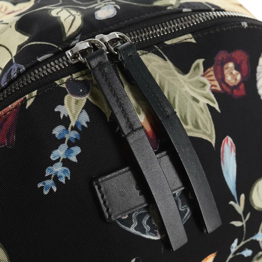 【日本直送】GUCCI 花卉圖案帆布雙肩包 黑色 銀色 353476 正品 bs29799-20