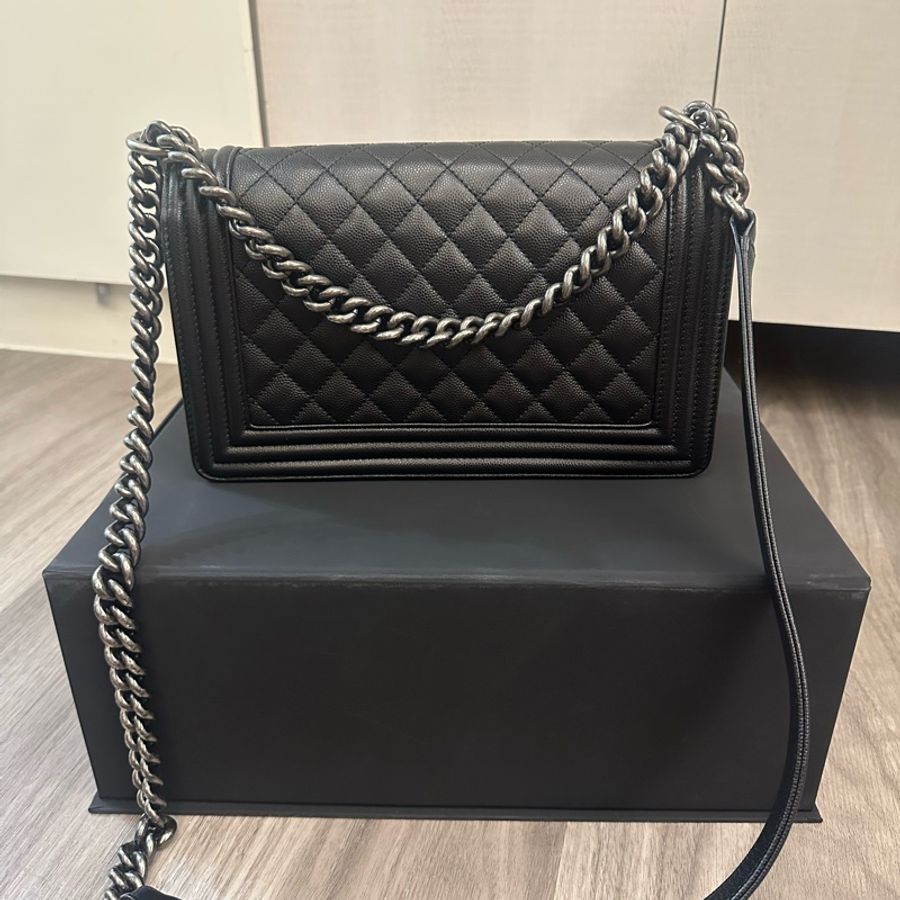 Chanel Boy25 荔枝牛皮黑銀 晶片款-6