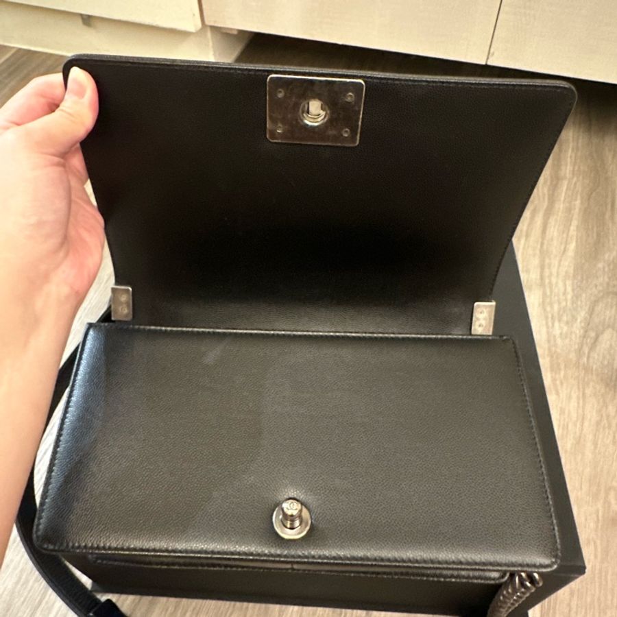 Chanel Boy25 荔枝牛皮黑銀 晶片款-8
