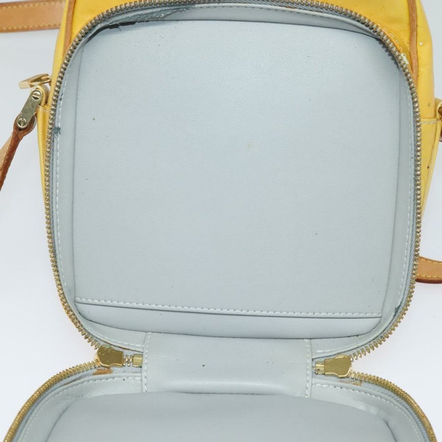【日本直送】路易威登 Monogram Vernis Wooster 肩背包 灰色 M91036 LV Auth 139931-19
