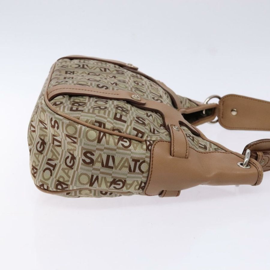 【日本直送】Salvatore Ferragamo 肩背包 帆布 皮革 米色 銀色 正品 bs28919-2