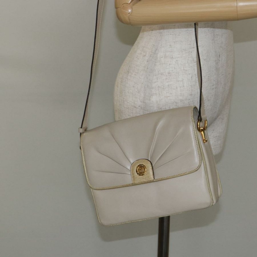 【日本直送】CELINE 皮革單背包 米色 金色 正品 142806-22