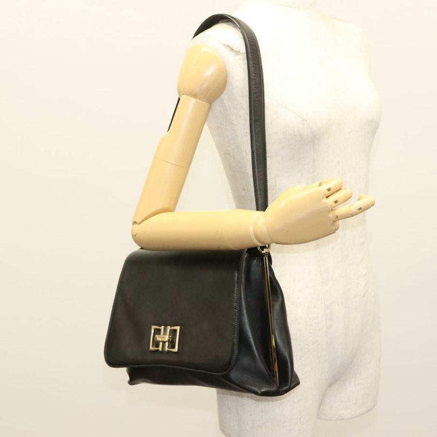 【日本直送】Salvatore Ferragamo 黑色金色皮革肩背包,正品 yk19470-24