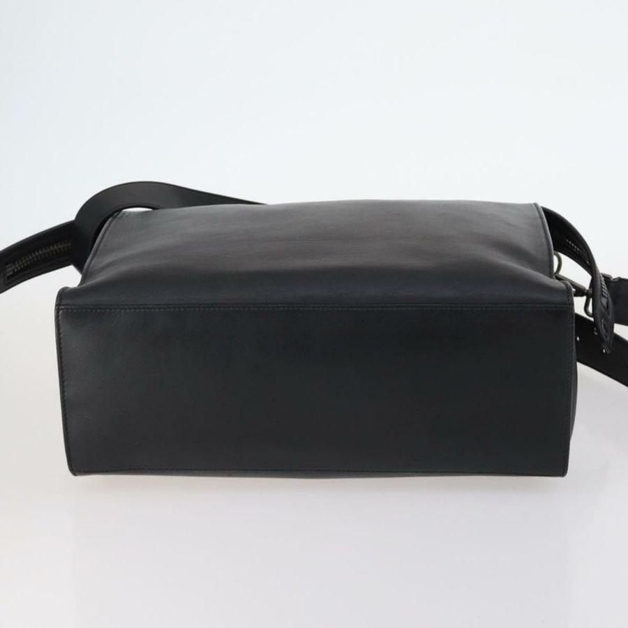 【日本直送】FENDI 手提包 皮革 兩用 黑色 正品 bs29449-4