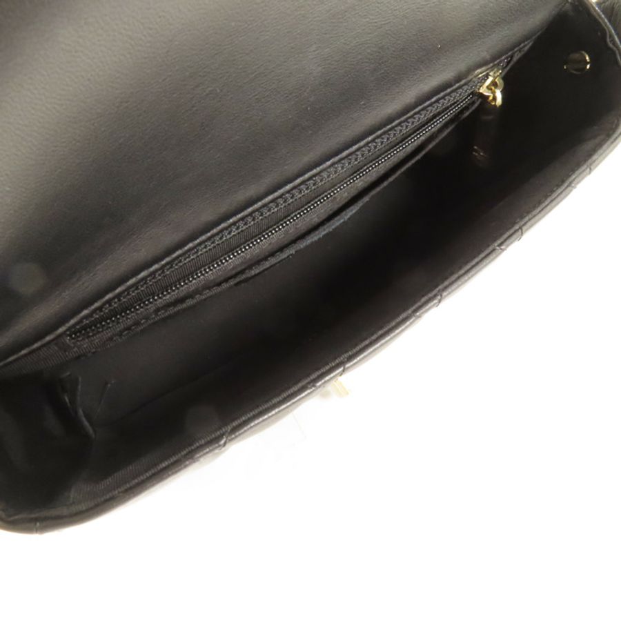 CHANEL 羊皮皮革Shoulder Bag金扣肩背袋-5