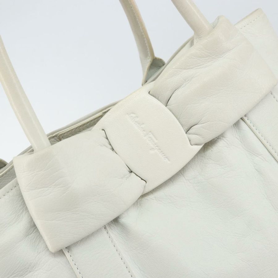 【日本直送】Salvatore Ferragamo Vala 手提包 皮革 白色 金色 正品 BA6591-9