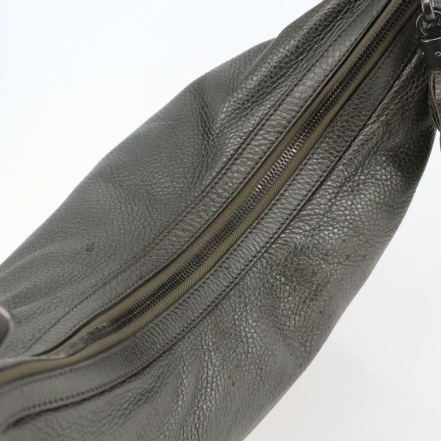 【日本直送】GUCCI Soho 鏈條單肩包 皮革 銀色 326706 正品 yk19690-5