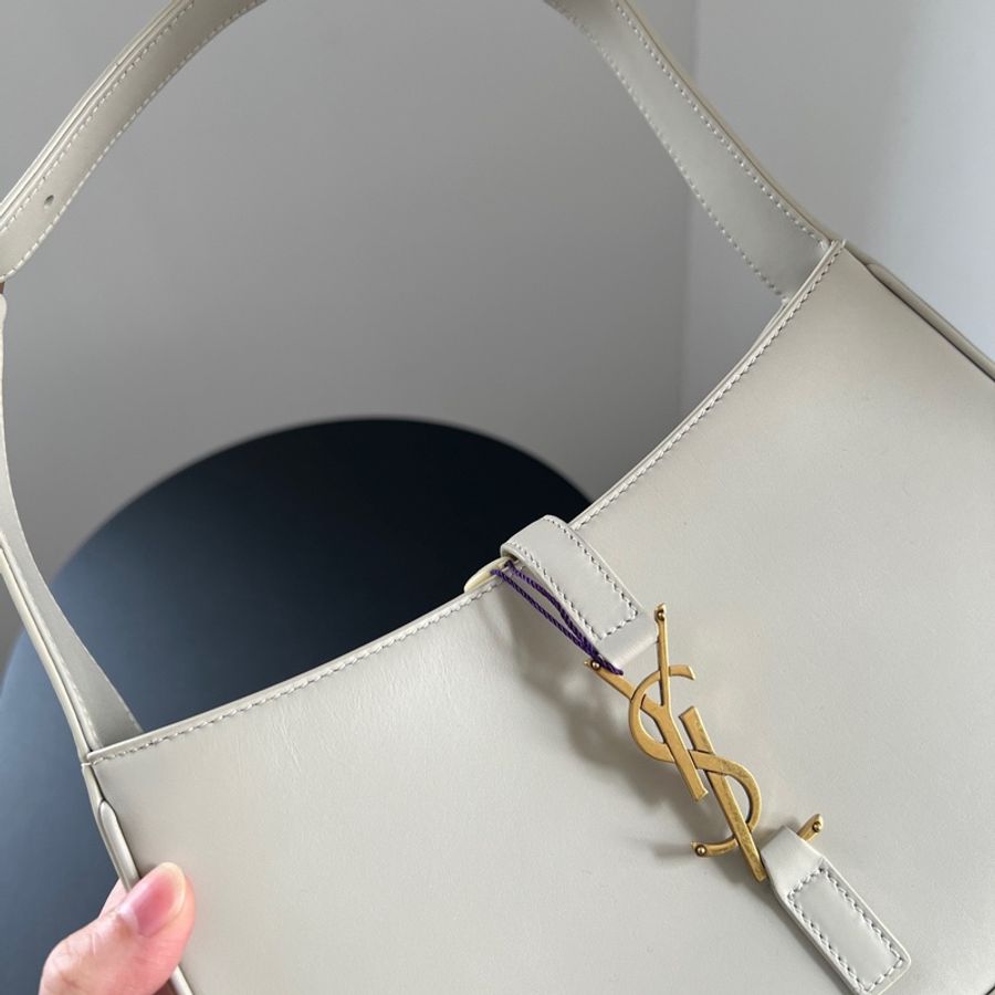 YSL 聖羅蘭 hobo 白色中號 五折入手🔥專櫃76650-3